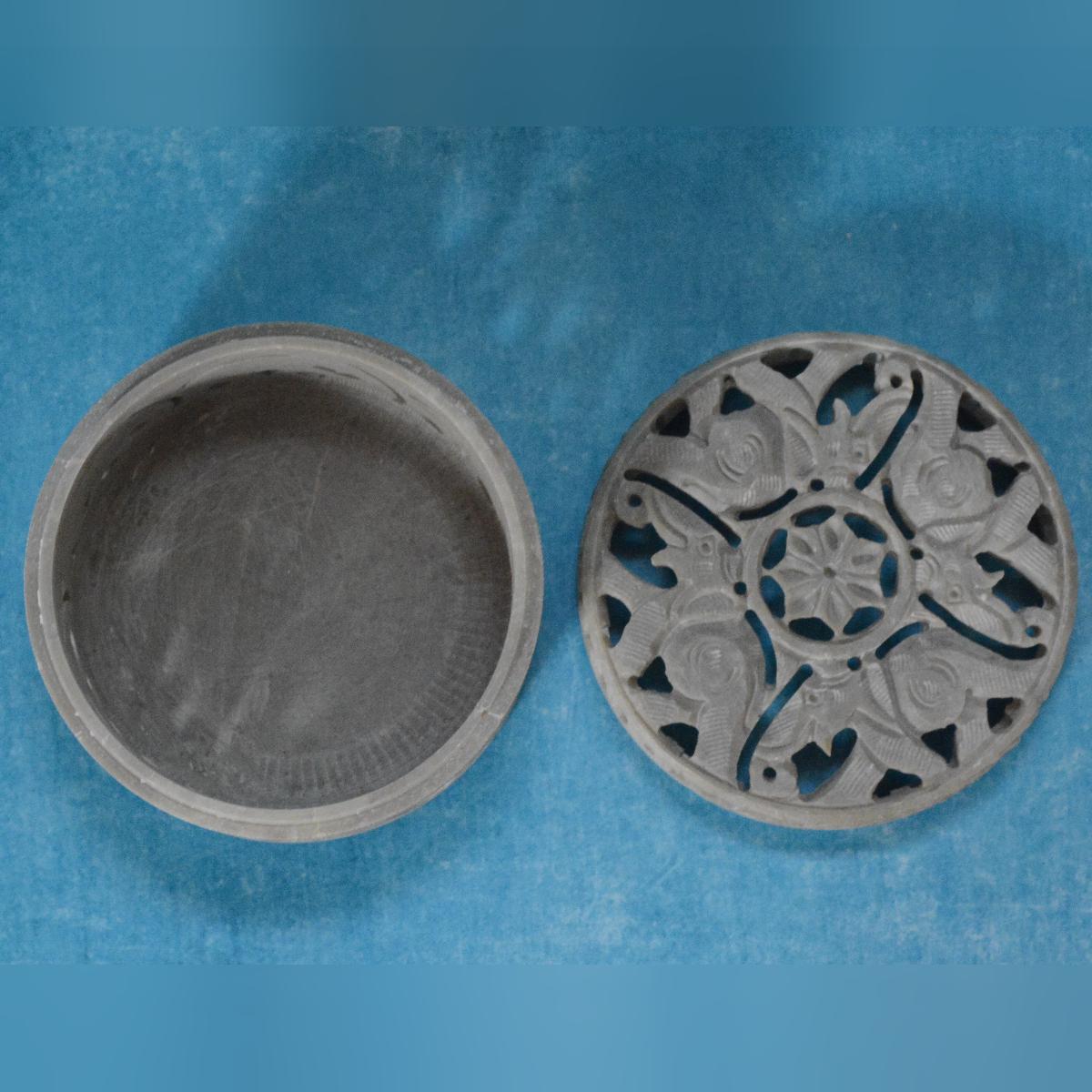 Agra Marble Carved Circular Jewellery Box