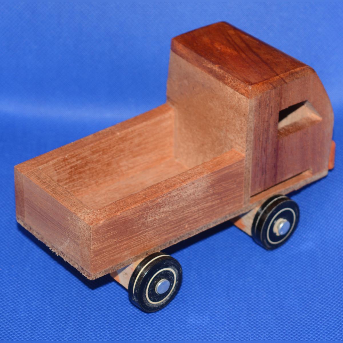 Channapatna toy small truck